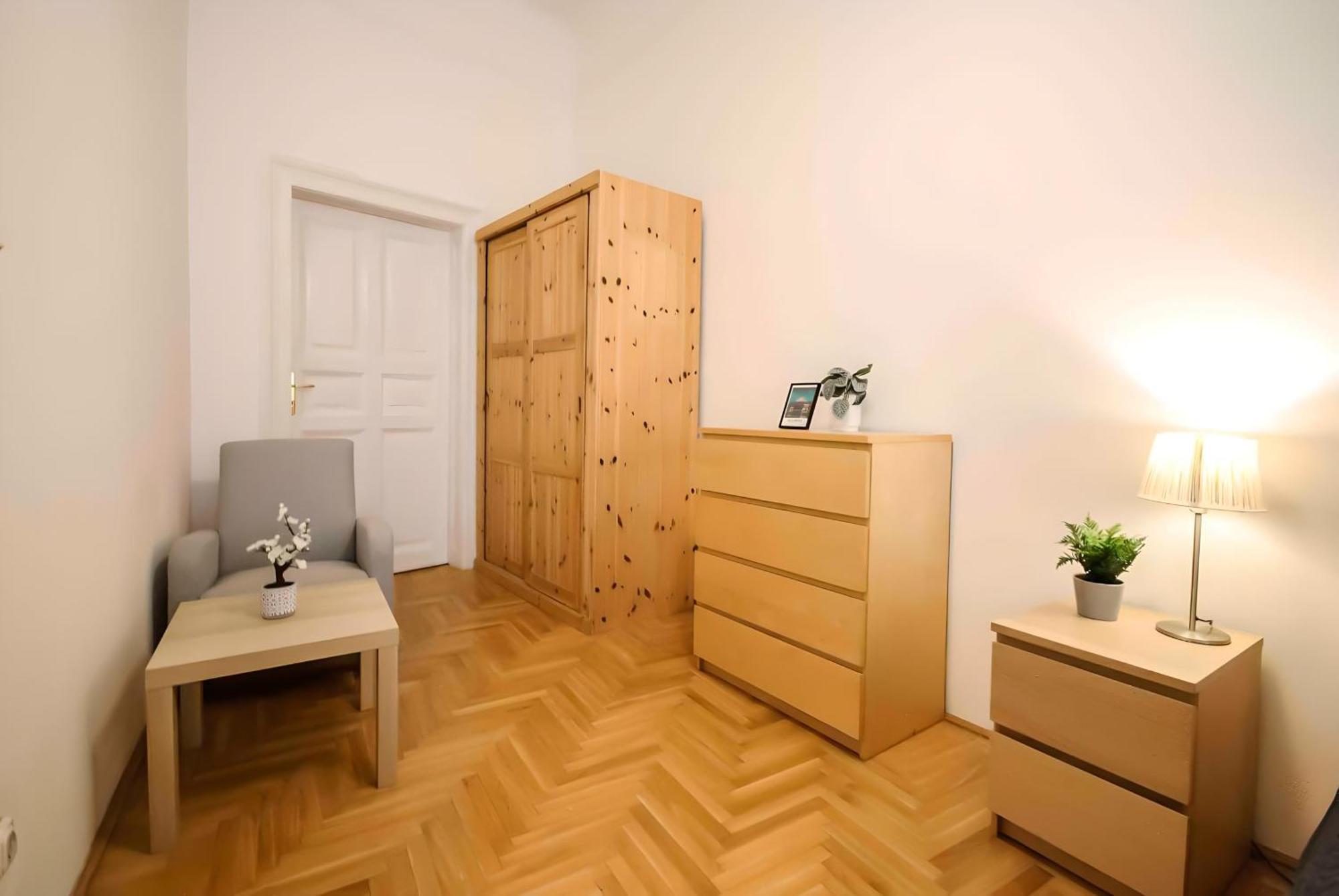R171 Elitehost Raday Apartment บูดาเปสต์ ภายนอก รูปภาพ