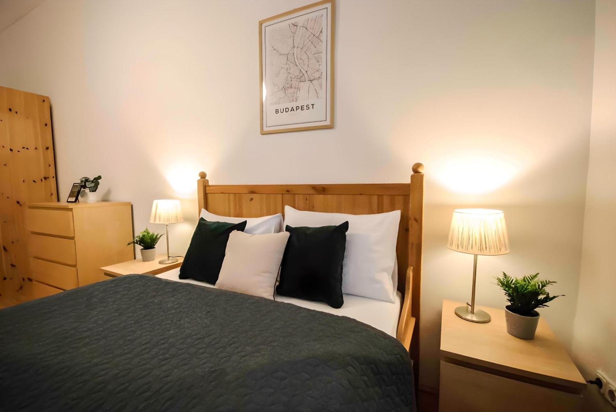 R171 Elitehost Raday Apartment บูดาเปสต์ ภายนอก รูปภาพ